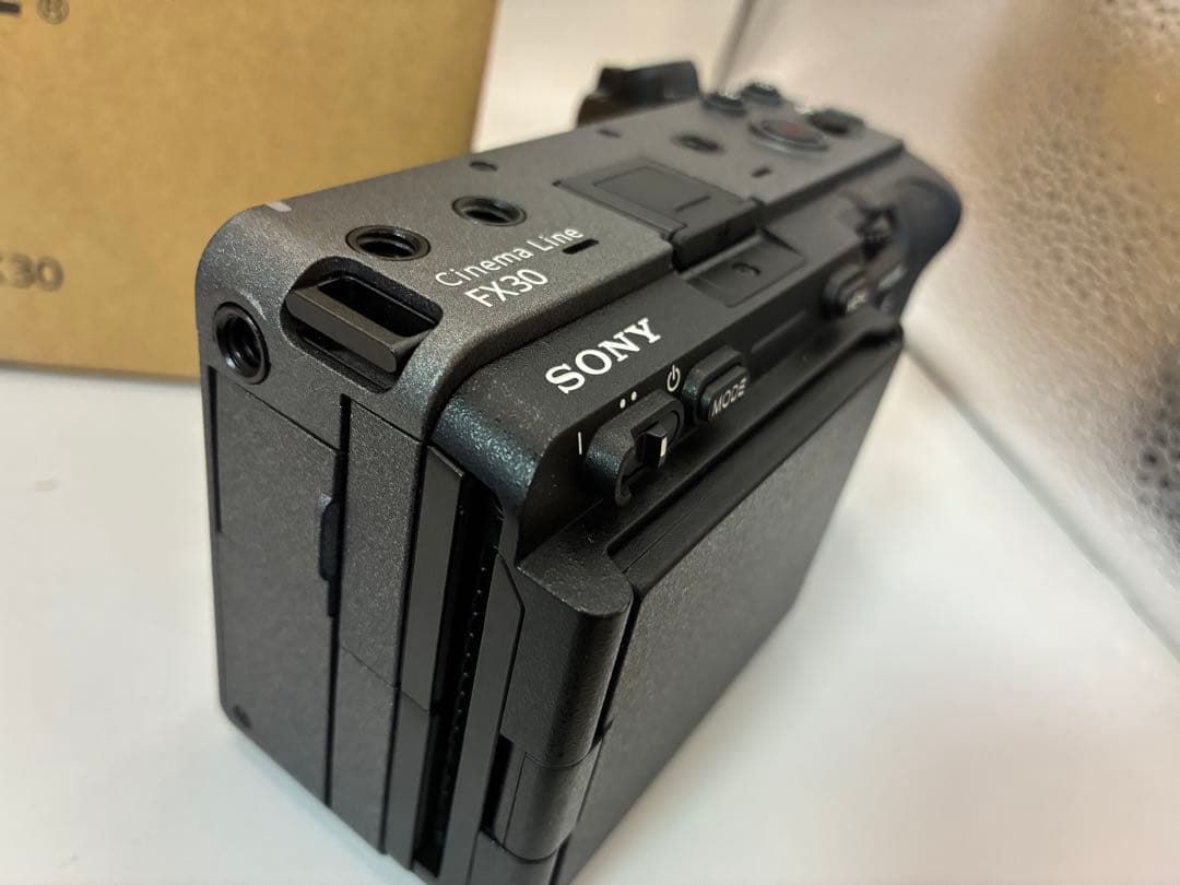 ③SONY Cinema Lineハンドルユニット同包　FX30