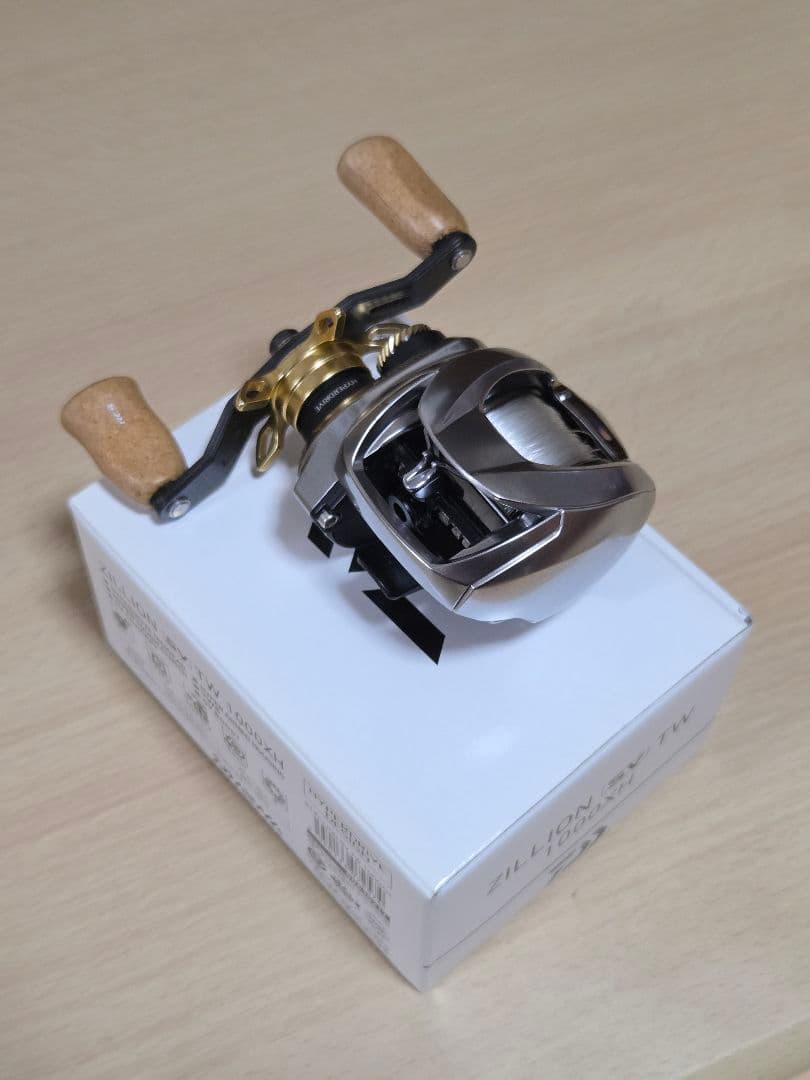 ド*。様 21ジリオンSV TW 1000XH 右