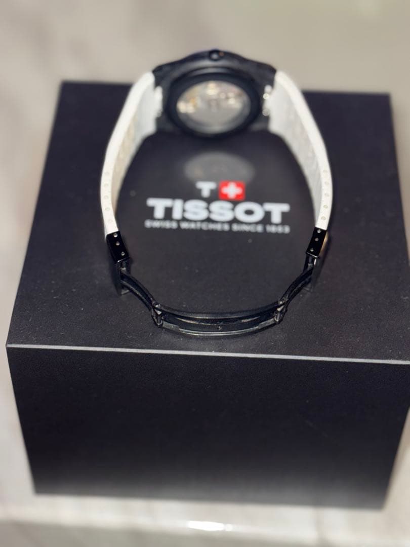 Tissot メンズ 時計　PRX フォージドカーボン
