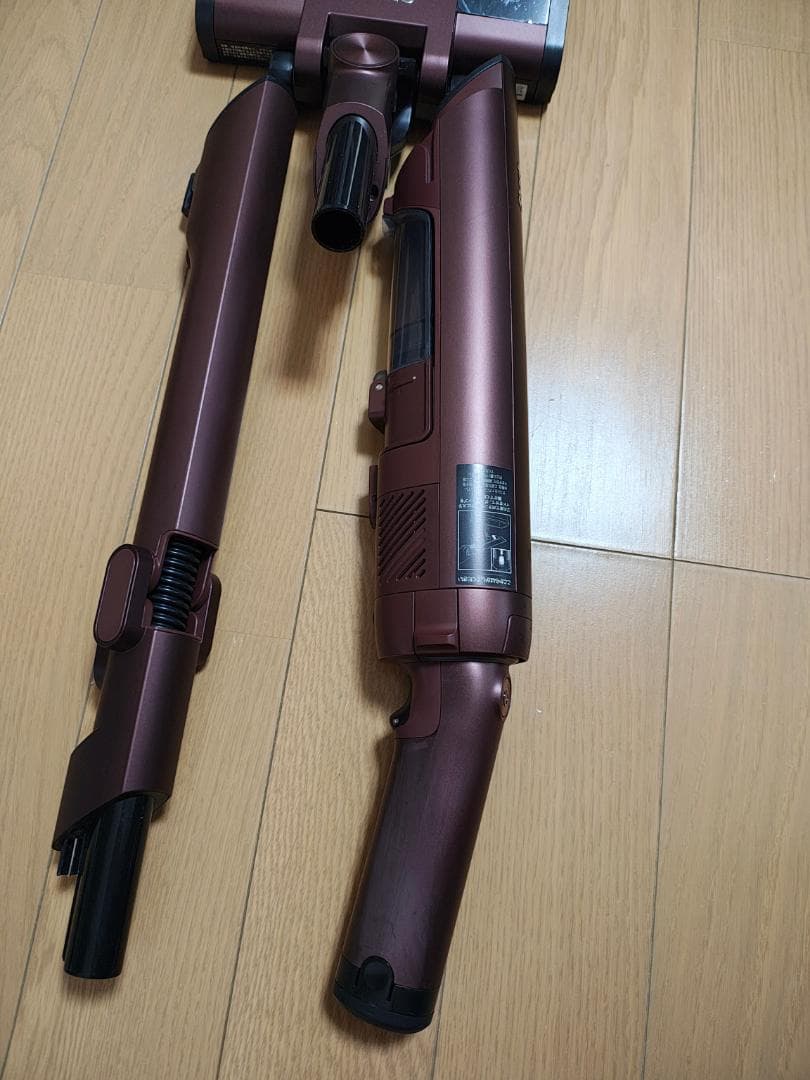 シャーク★コードレスクリーナー★LC250JBR★バッテリー新品と同等★3