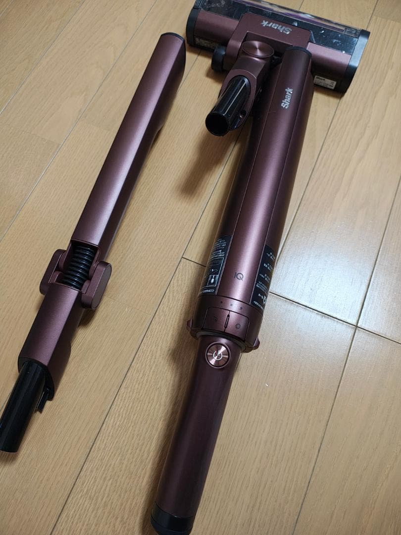 シャーク★コードレスクリーナー★LC250JBR★バッテリー新品と同等★3