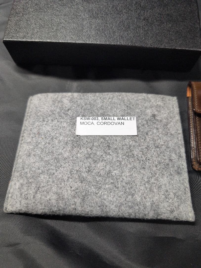 KREIS ミニ財布 KSW-003 Horweenシェルコードバン 色：モカ