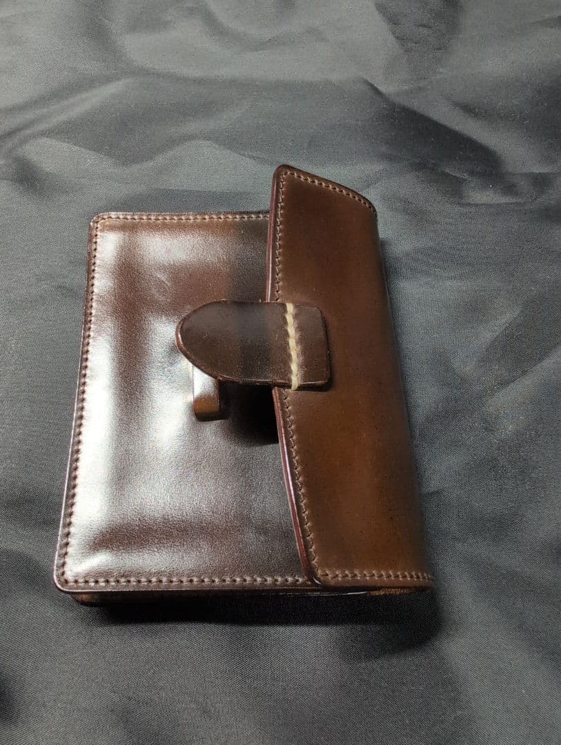 KREIS ミニ財布 KSW-003 Horweenシェルコードバン 色：モカ