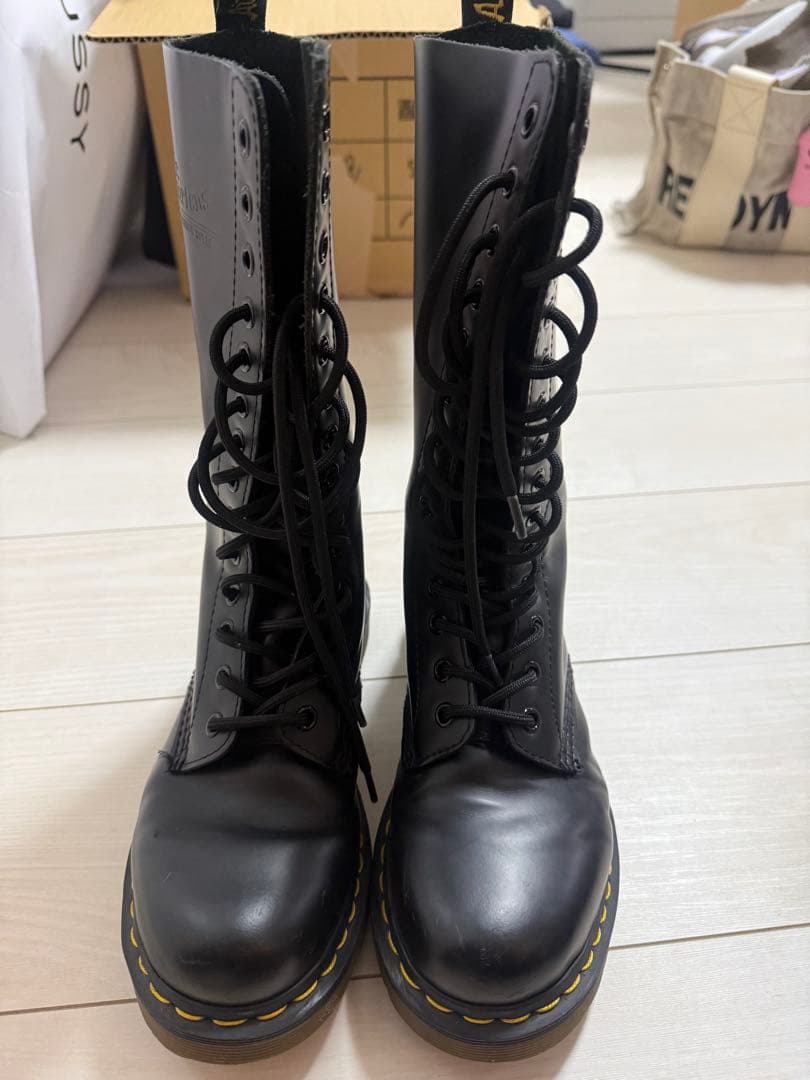 マーチン　ブーツ　14ホール