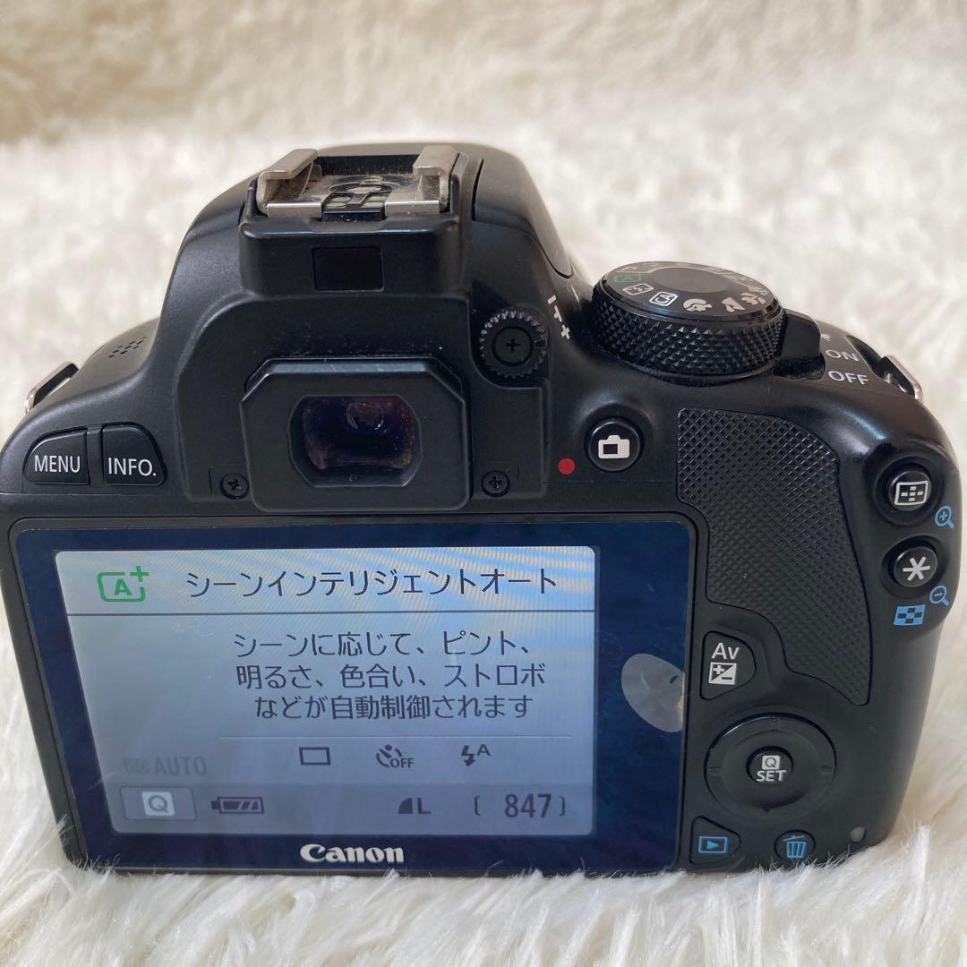 バッテリー2個付き　Canon kissX 7 デジタル一眼レフカメラ　ジャンク