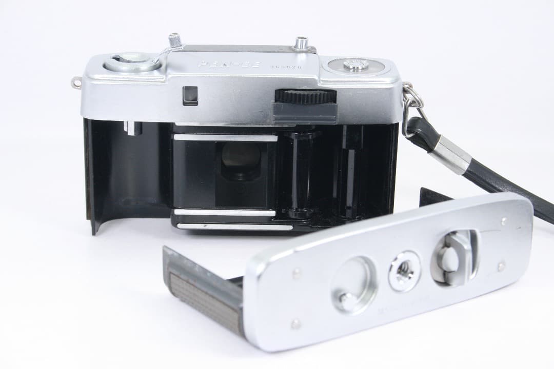 OLYMPUS PEN EE 赤ベロ/シャッター確認済み#367