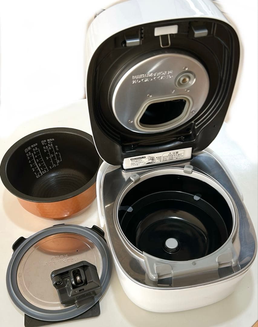 TOSHIBA 炊飯器 RC-10VSV ジャンク(F-02エラー) 5.5合