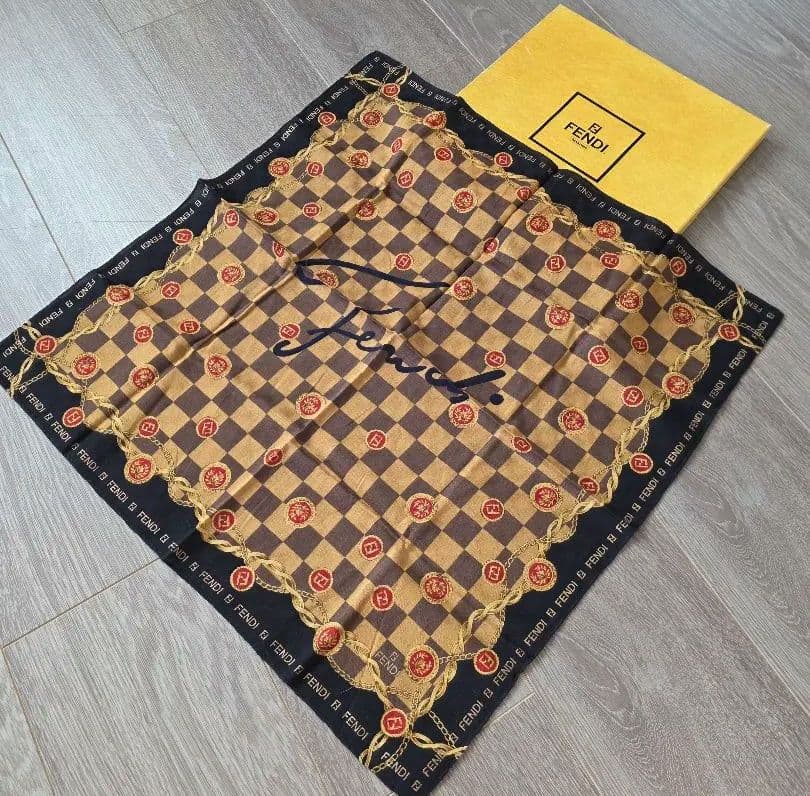 未使用 FENDI ハンカチ 9枚セット