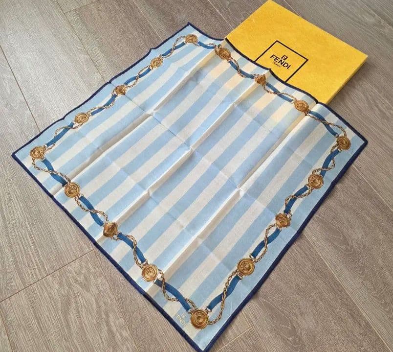 未使用 FENDI ハンカチ 9枚セット