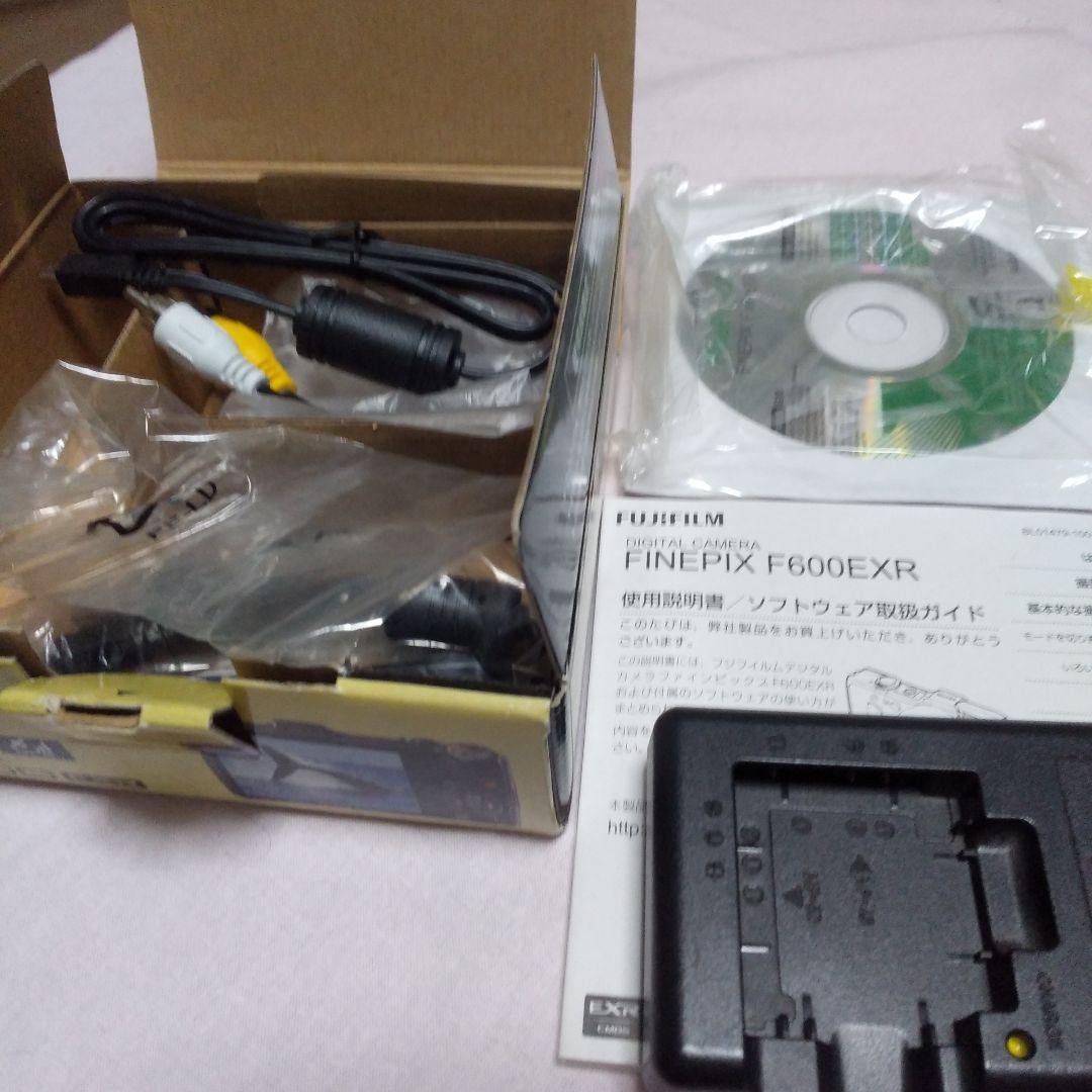 デジタルカメラ FUJIFILM FinePix F600EXR
