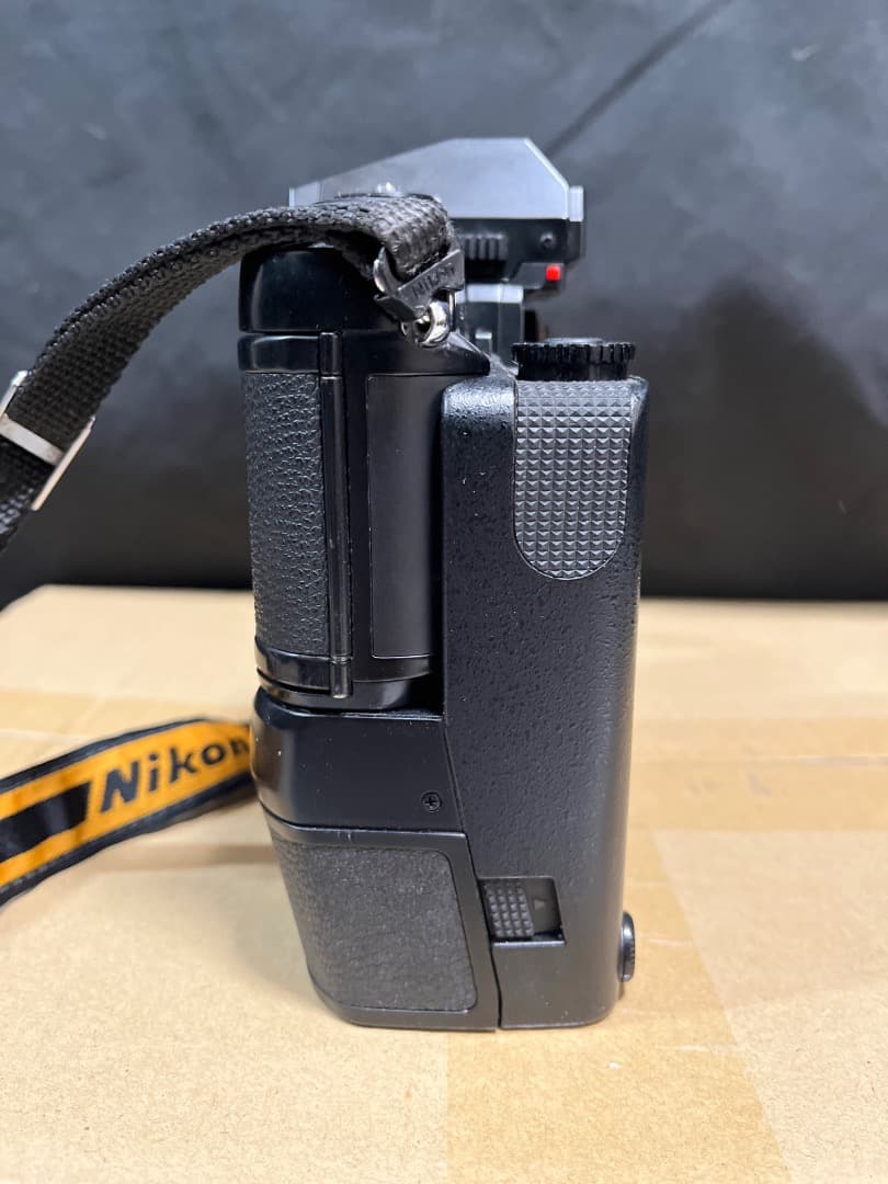 Nikon ニコン F3 一眼レフ フィルムカメラ ボディ MD-3 説明書付き