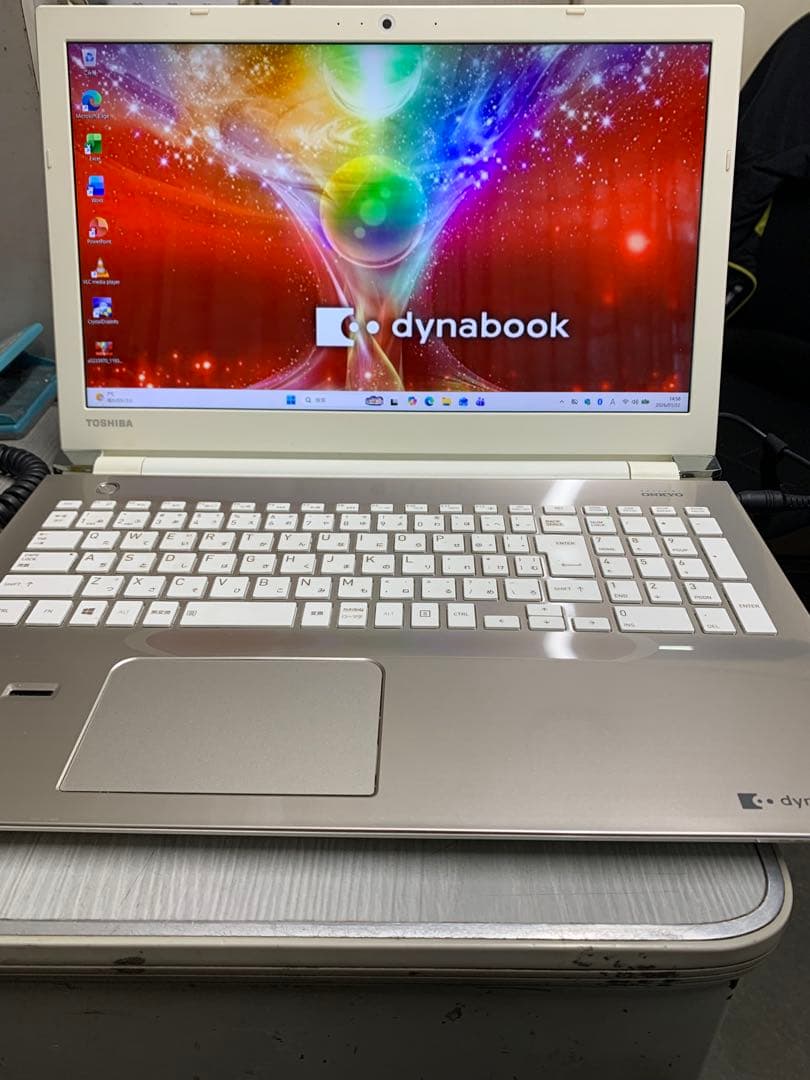 dynabook T75/DG Corei7 SSD240 8GB 第7世代②