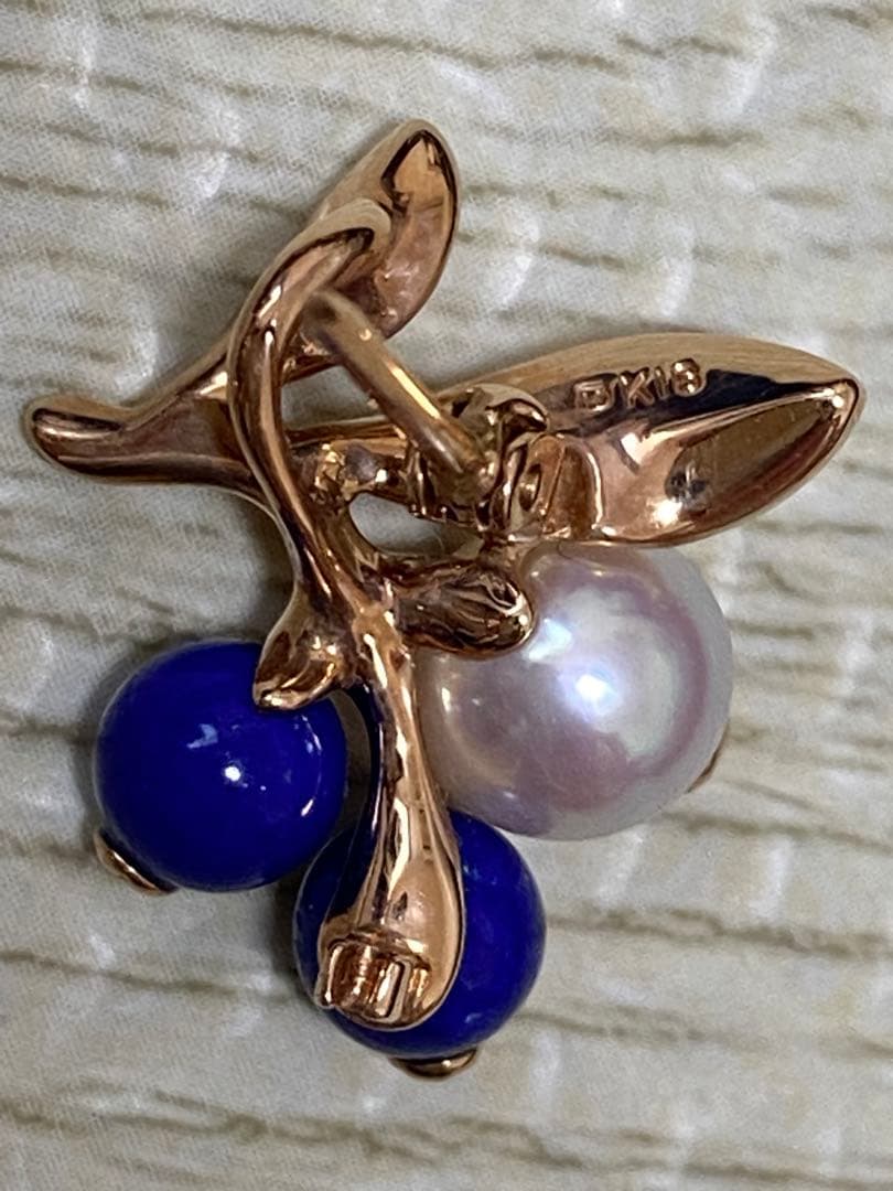 MIKIMOTO ミキモト　クリスマスチャリティーピンプローチ2009 K18