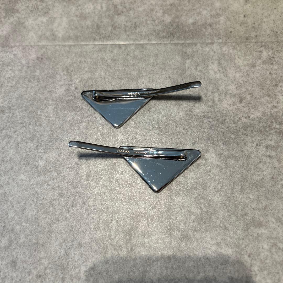 【正規品】PRADA トライアングル型ヘアピン 2個セット