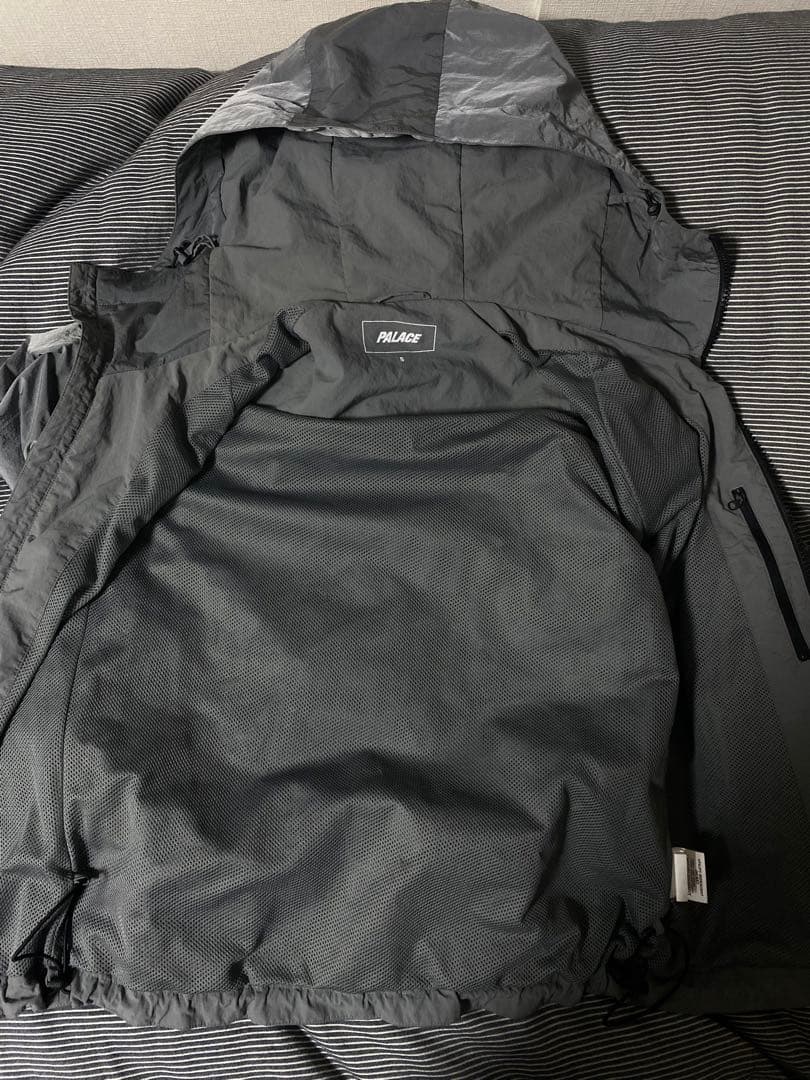 ジャケット・アウター palace utility iridescent jacket