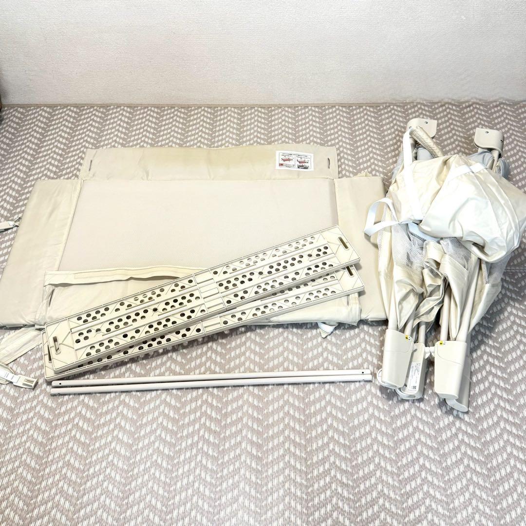 アップリカ　ココネルエアーAB ホワイトグレー Aprica ベビーベッド