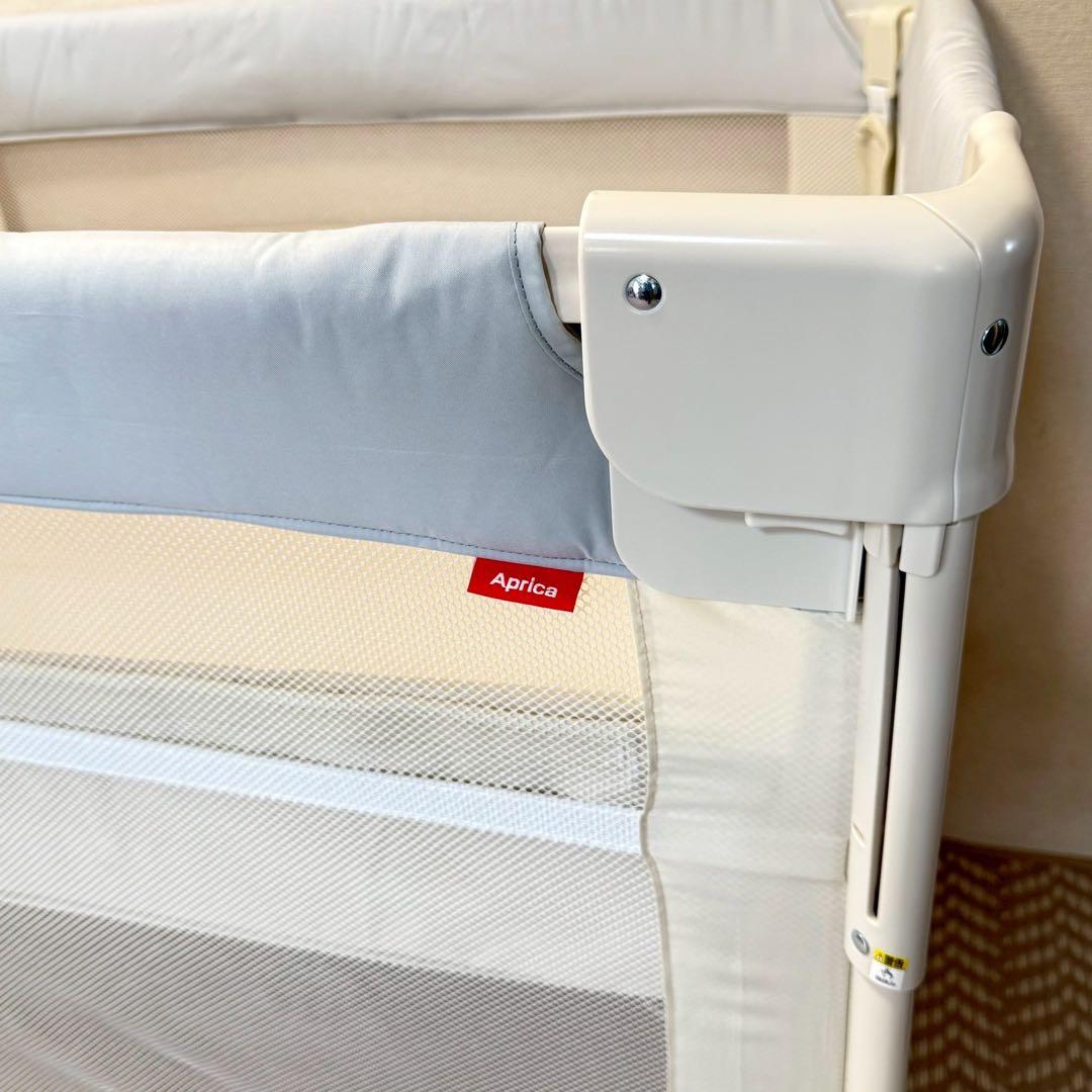 アップリカ　ココネルエアーAB ホワイトグレー Aprica ベビーベッド