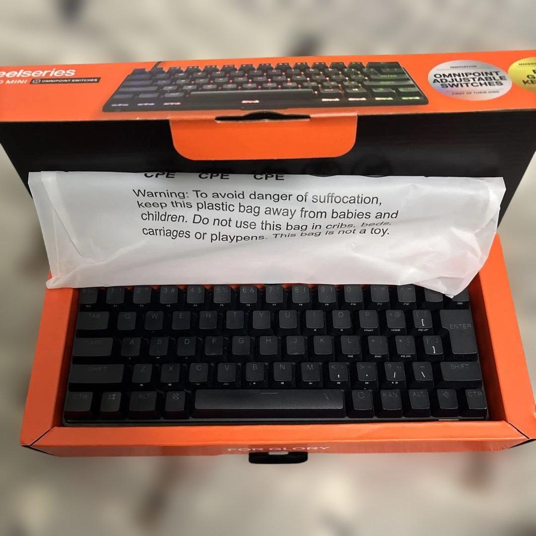 SteelSeries Apex Pro Mini 60% ゲーミングキーボード