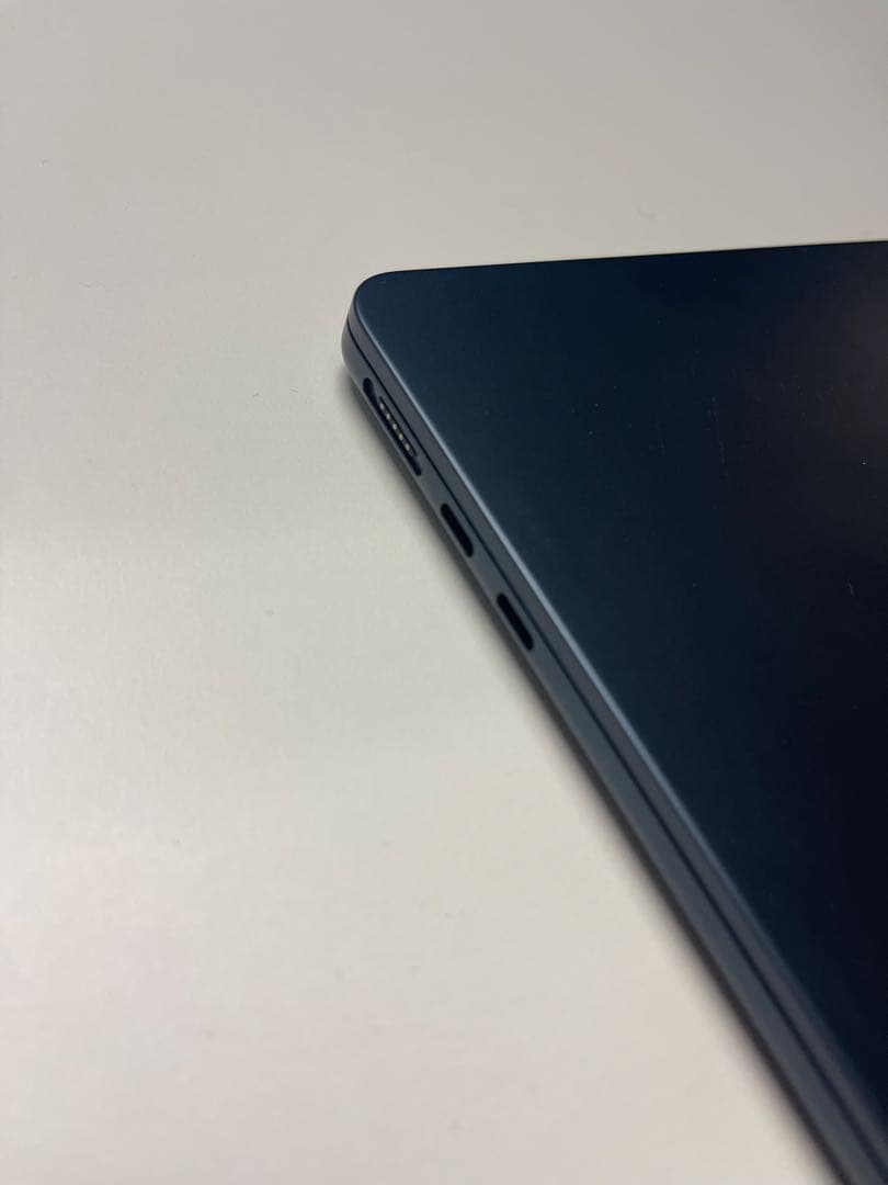 Apple MacBook Air 13インチ ミッドナイト M3