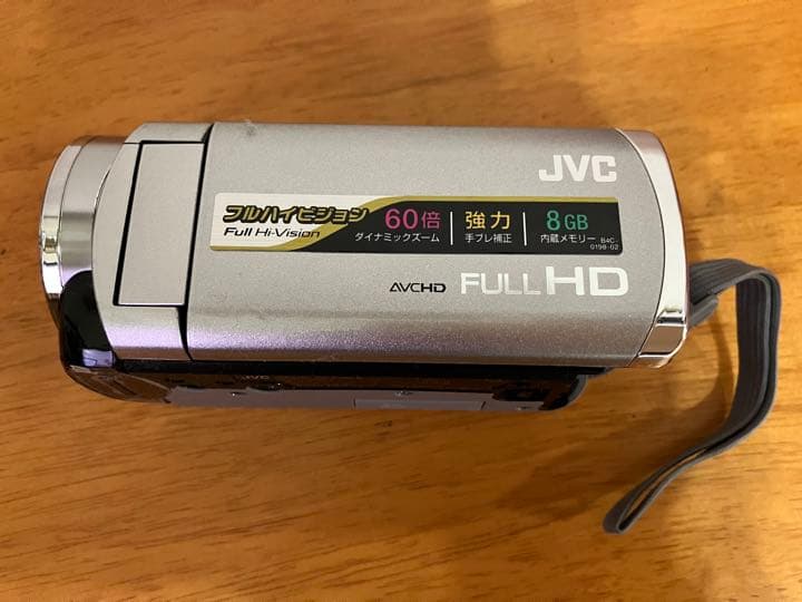 ビデオカメラ　JVC GZーE380