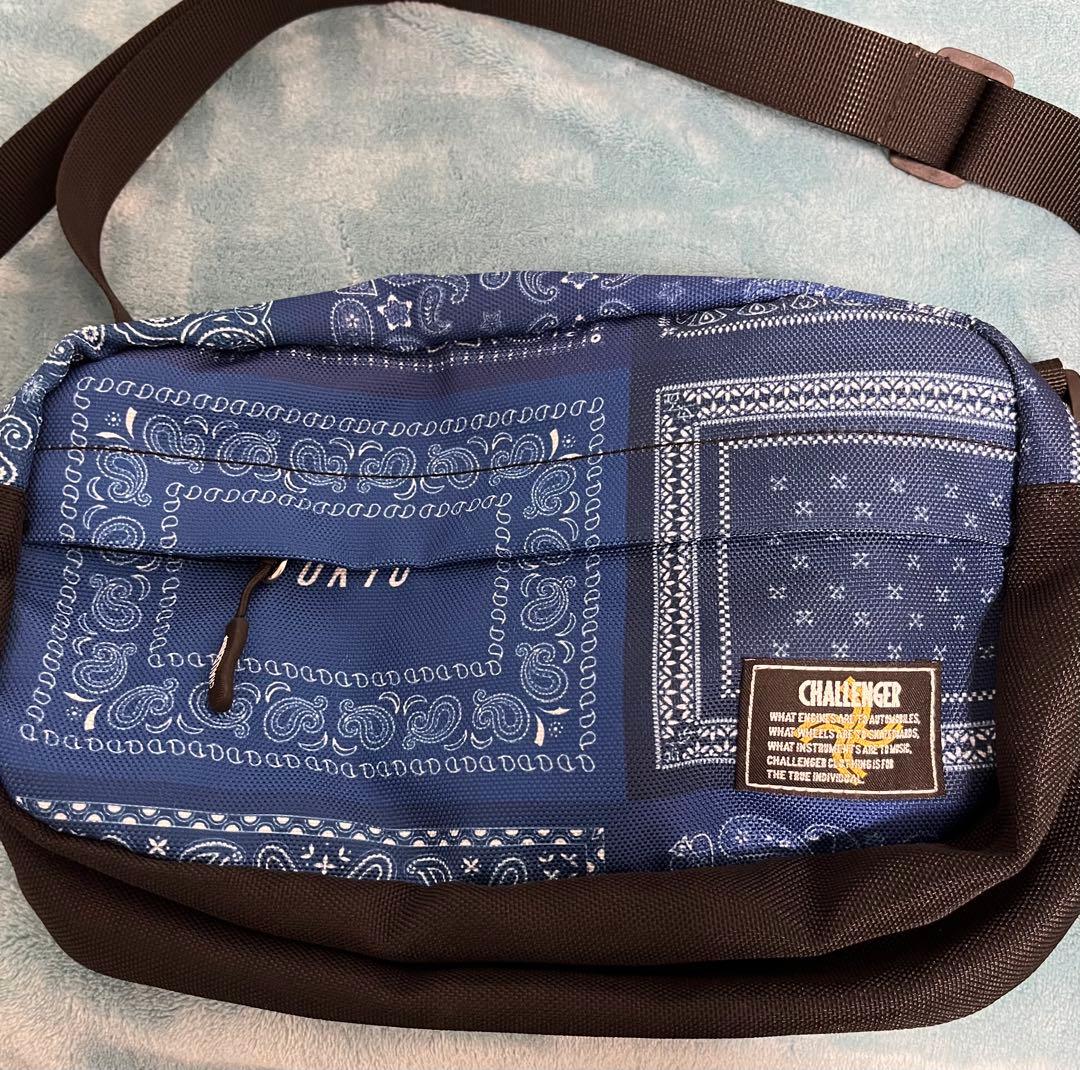 CHALLENGER バンダナショルダー ポーチ