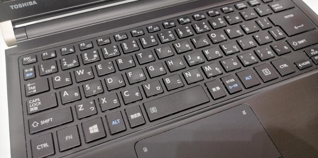 13.3インチ I5 R73/J 8GB 256GB カメラ Win11