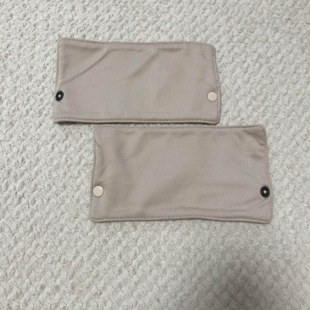 アップリカ　ラクリス　ベージュ メッシュ 抱っこ紐