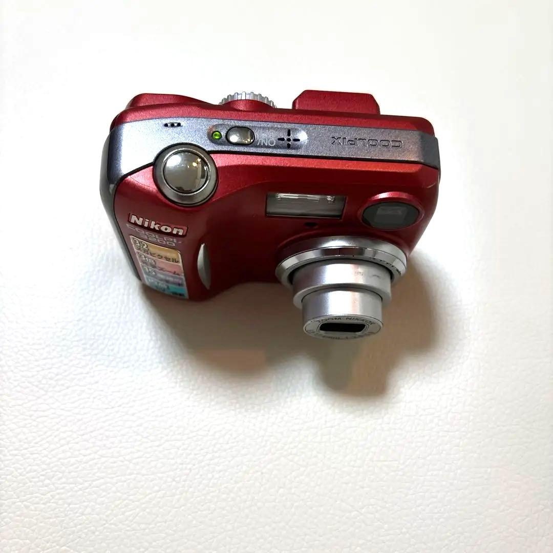 【タイムセール】レトロ ニコン デジカメ COOLPIX 3200 レッド