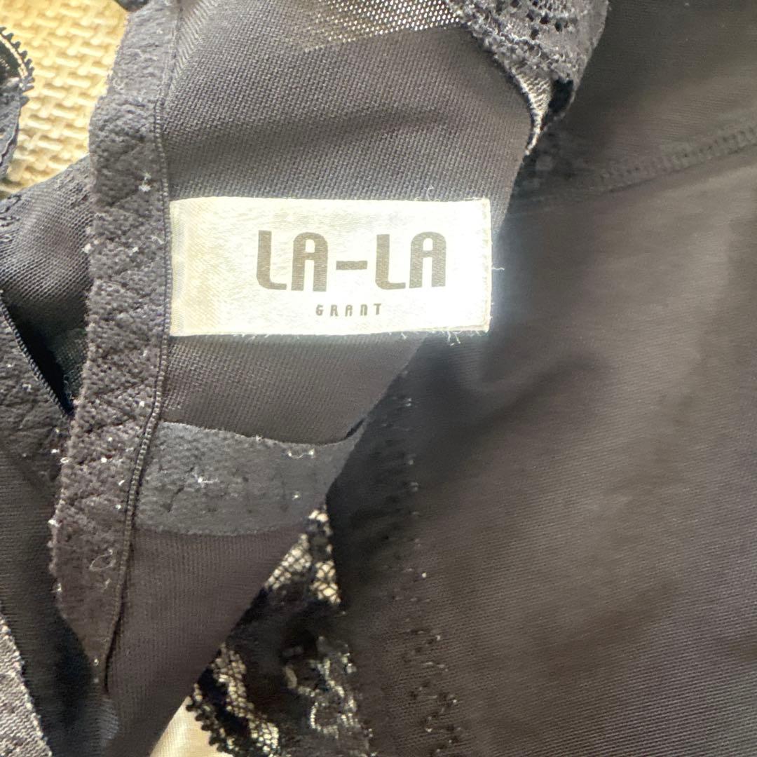 グラントイーワンズ　ララドール　袖なしボディスーツ　ブラック×ホワイト　75M