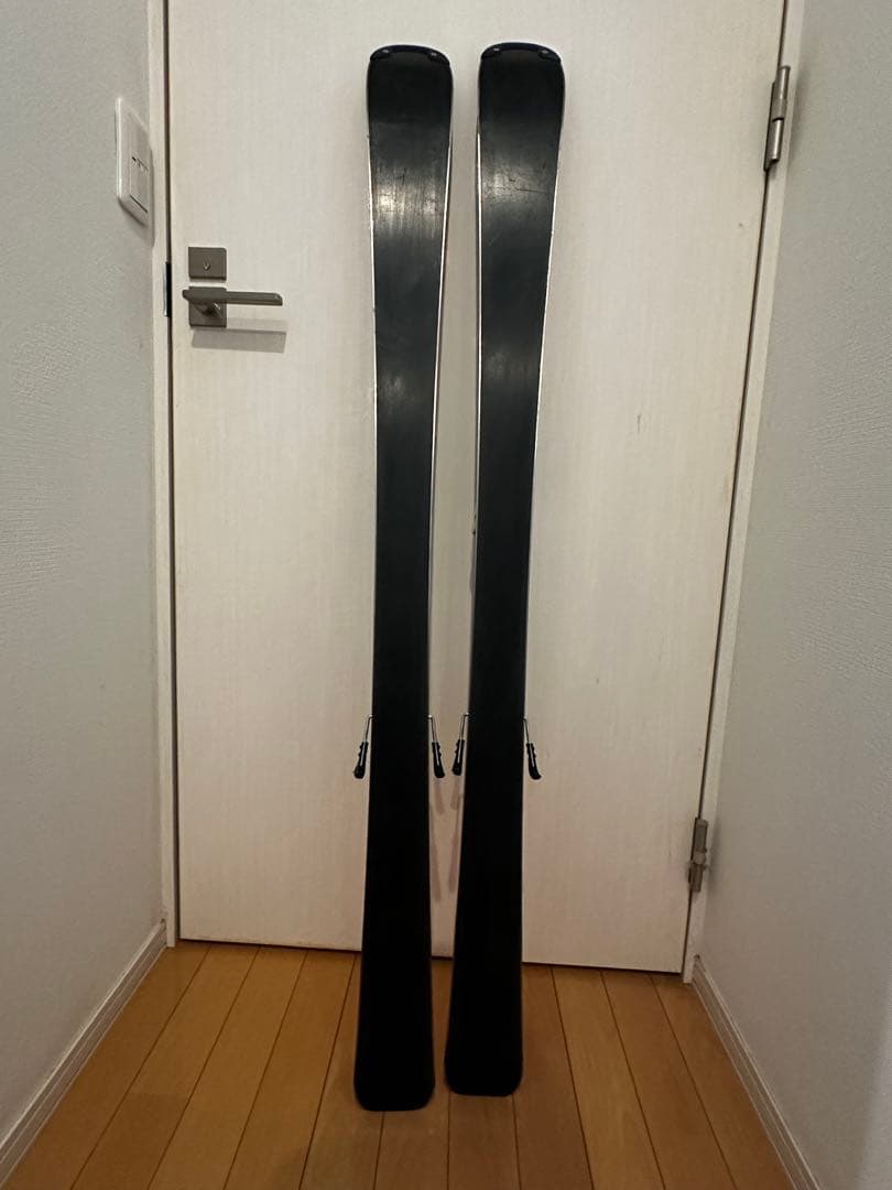 ハナ⭐︎ハナNordica スキー板 130cm のみ