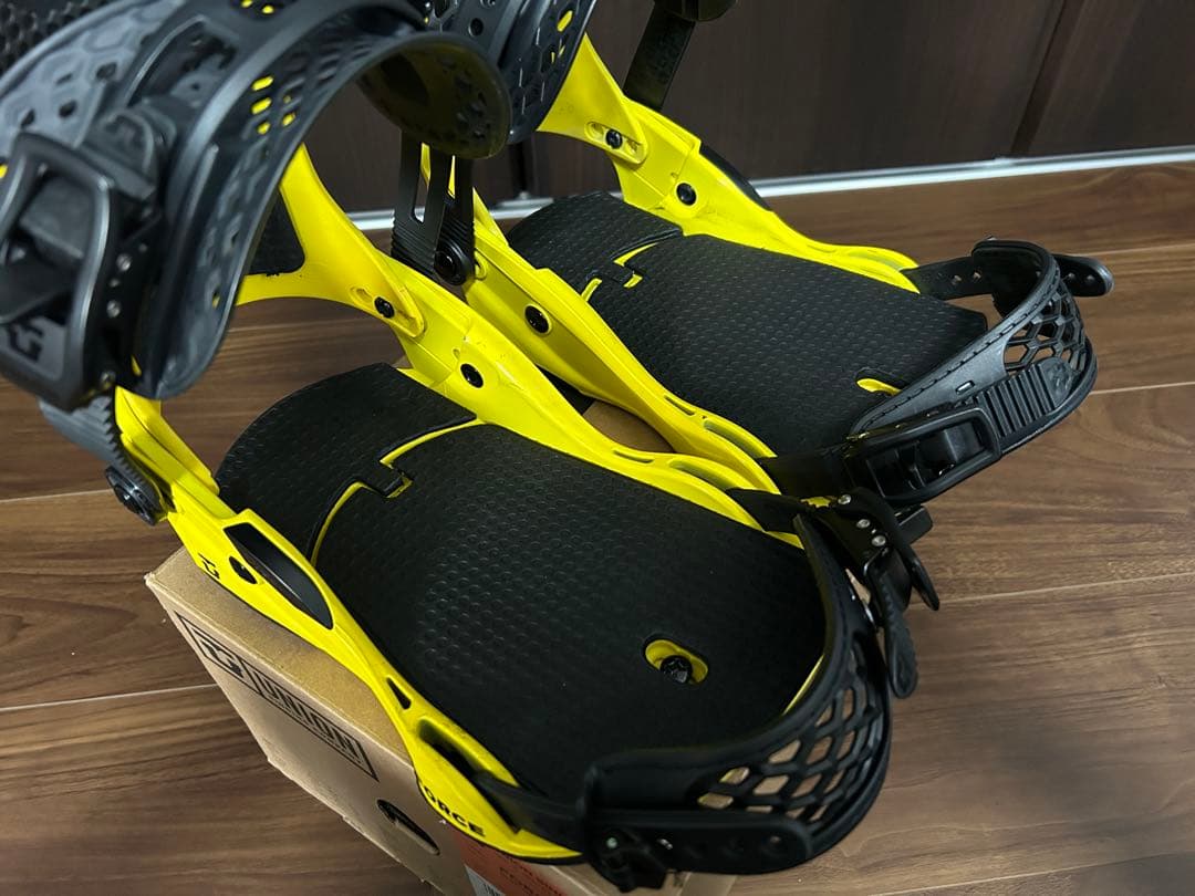 UNION FORCE ELECTRIC YELLOW Sサイズ