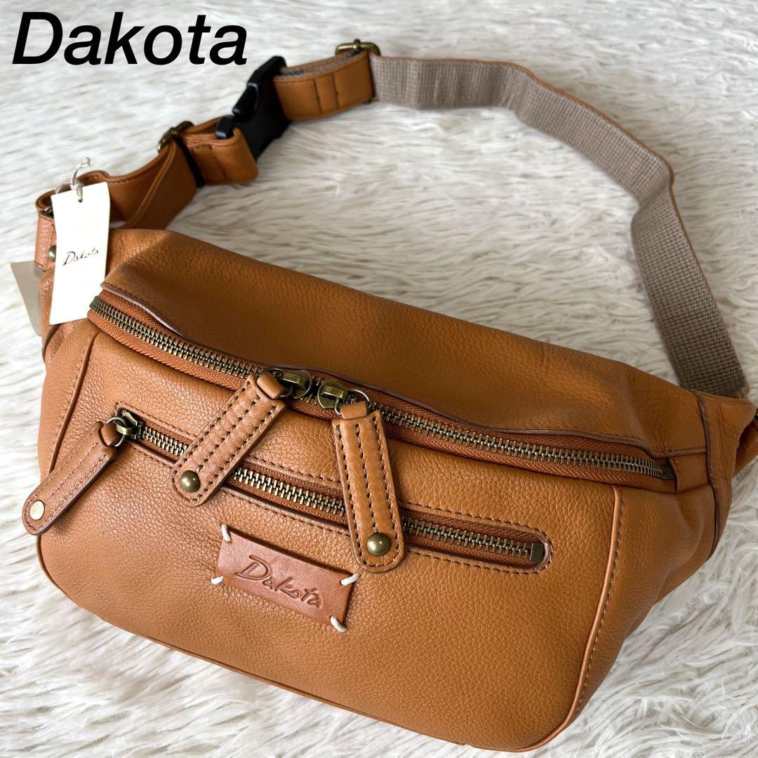 【新品未使用】ダコタ　レザー　ボディバッグ　ポーチ