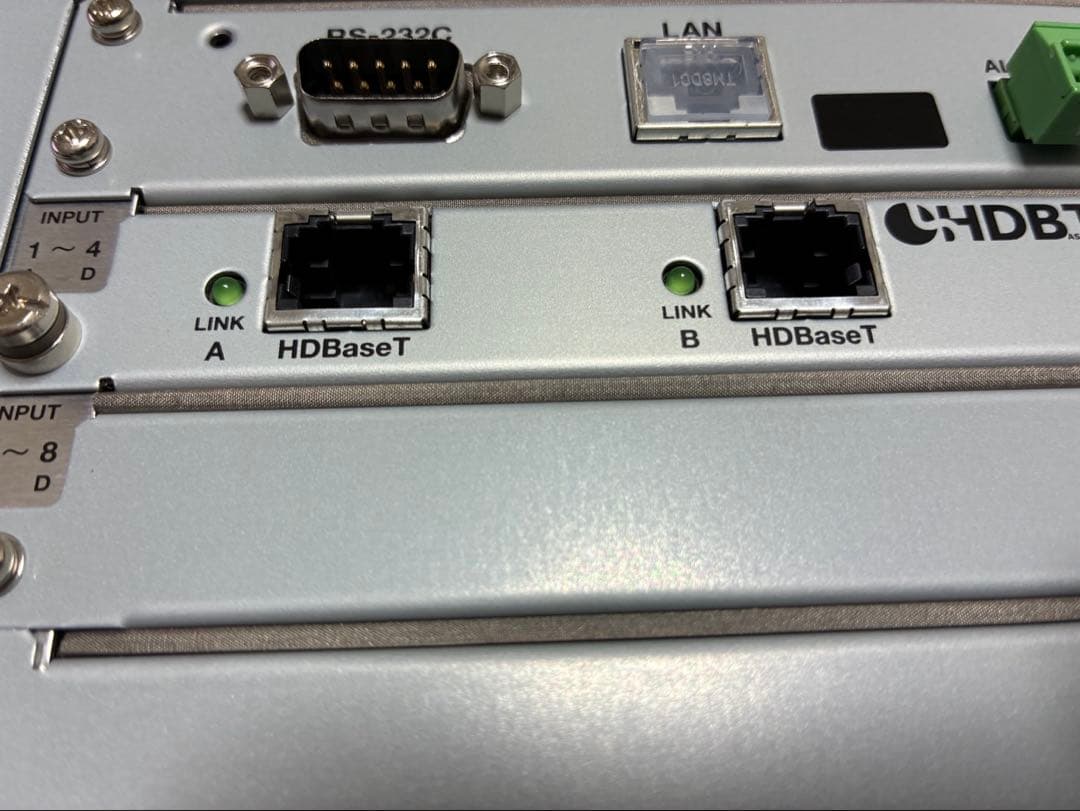 IDK FDX-08 モジュラー型デジタルマトリクススイッチャー