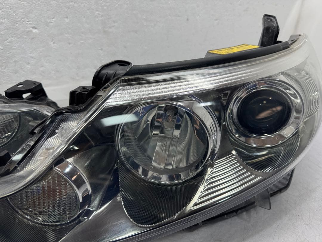 エスティマ　ACR50W　中期　ヘッドライト　左右　コイト　28-217 HID