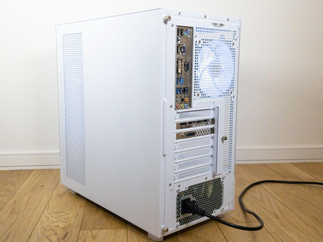 白ゲーミングPC i7 4770/GTX1060/Office2021