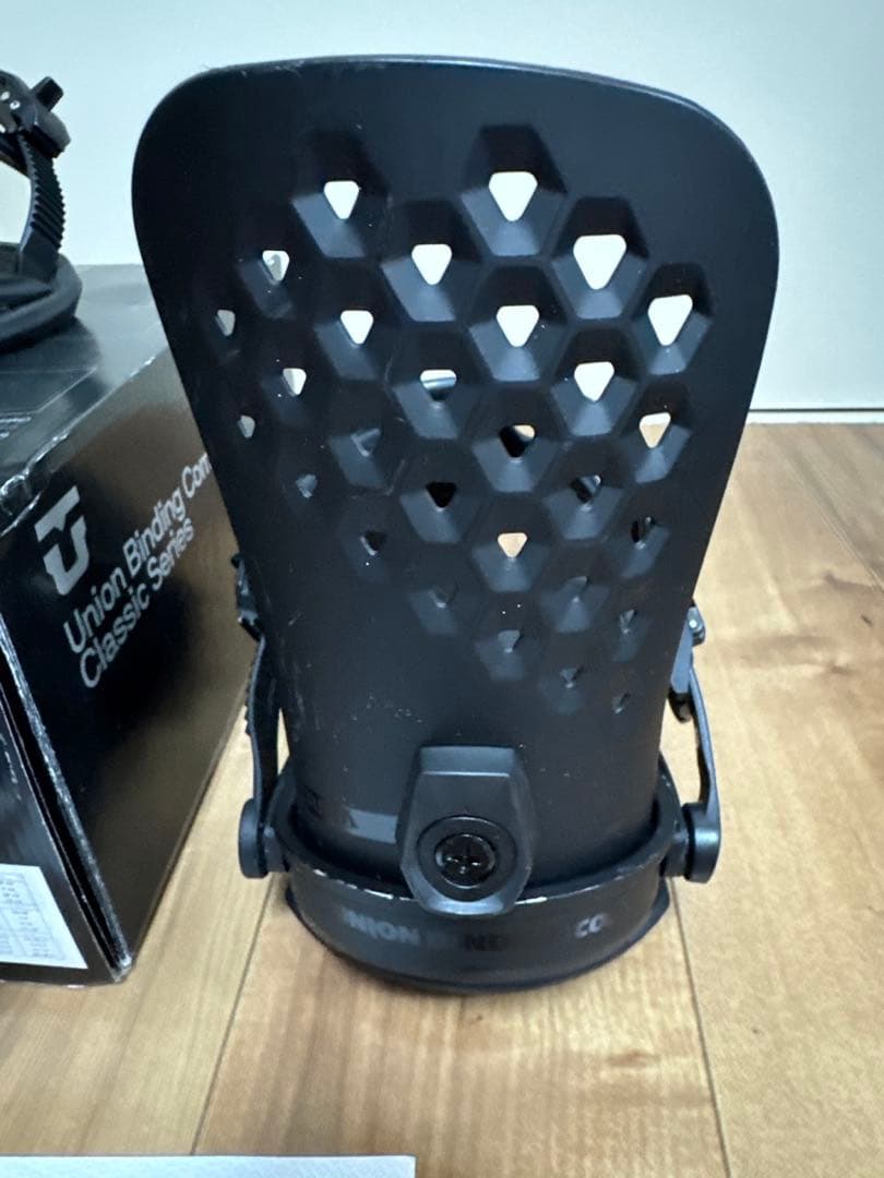 UNION STRATA スノーボード ビンディング M ブラック