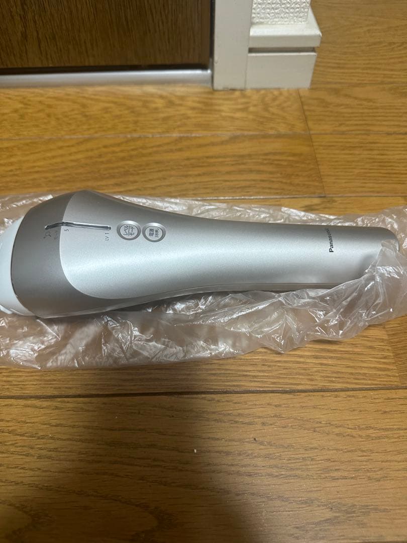 Panasonicパナソニック 光美容器 ES-CWP97-N