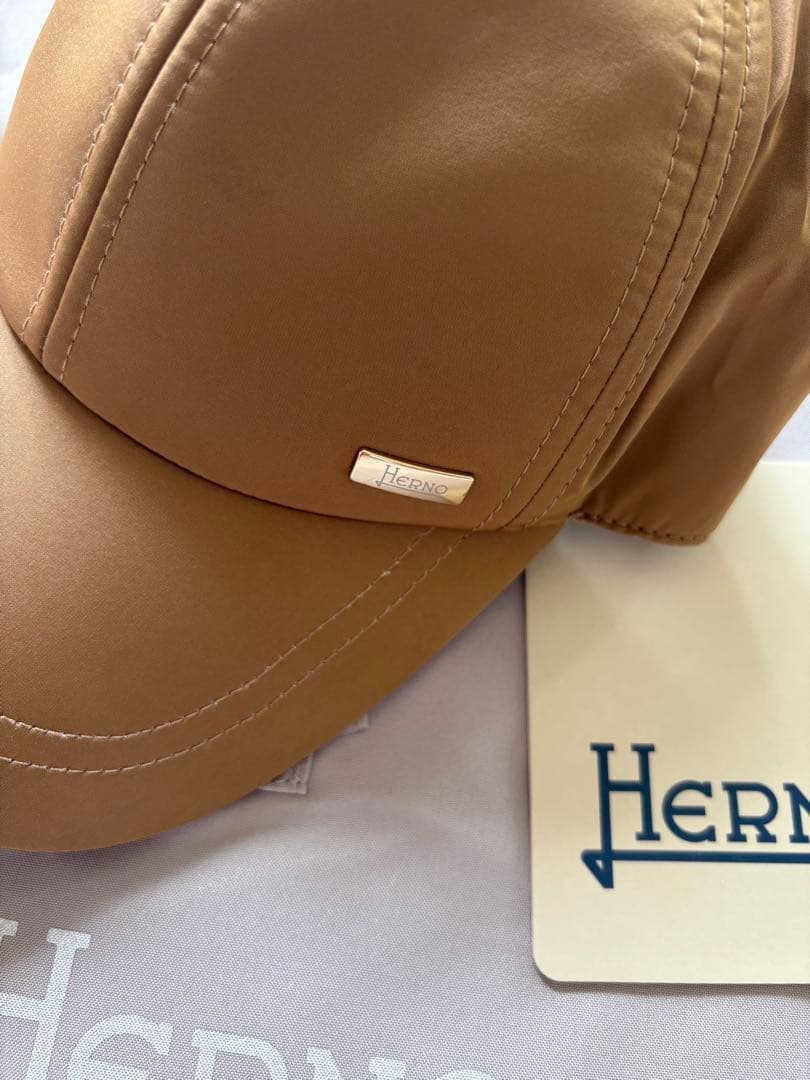 Herno ブラウン キャップ Sサイズ