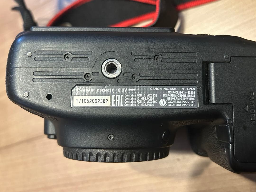 Canon EOS 6D Mark2 フルサイズ一眼 ボディのみ 付属品あり