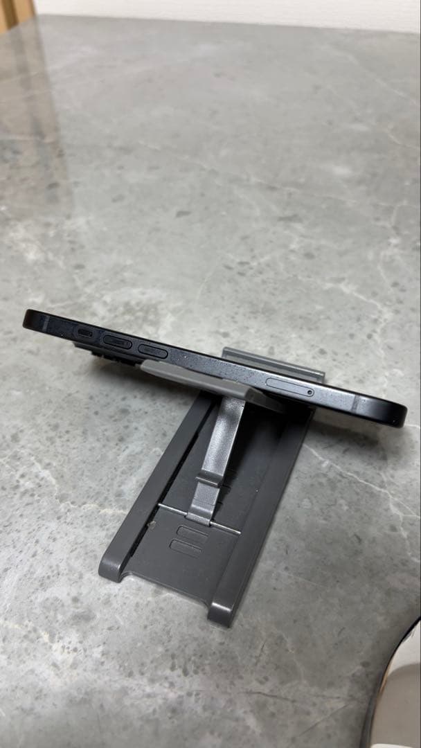 iPhone15 128GB SIMフリー　ブラック　割れなし