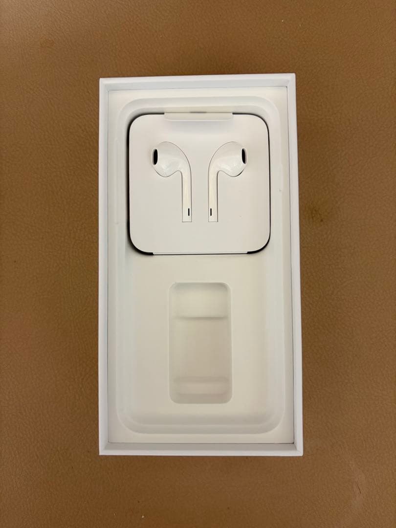 【2/11 （水）まで】Apple iPhone SE (第2世代) ホワイト