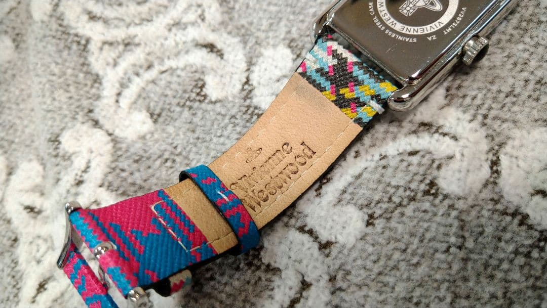 979✡　未使用　Vivienne Westwood 腕時計　ヴィヴィアン