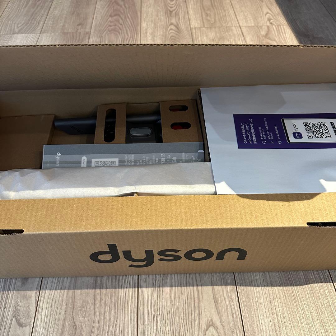 新品未使用 Dyson Cyclone V10 Fluffy SV12FFLF