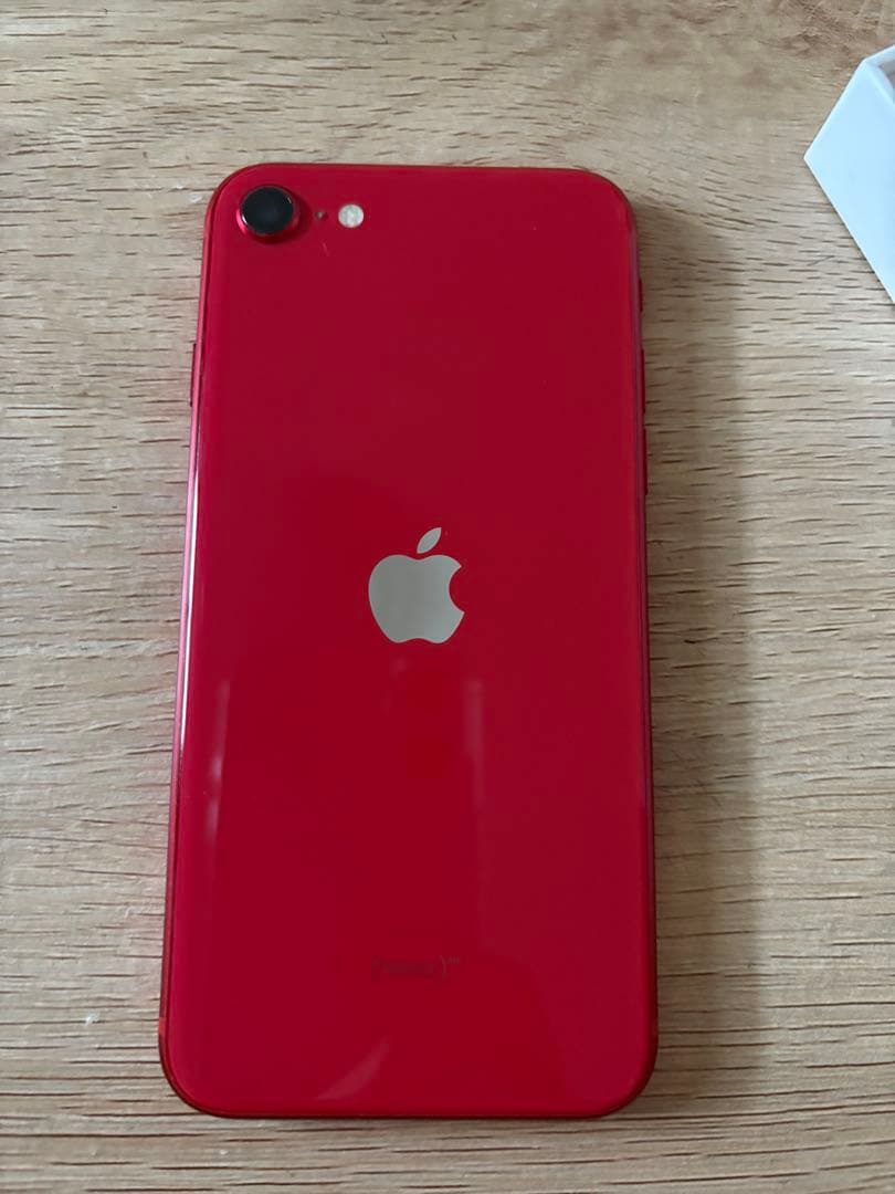 【Go Sato】iPhone SE 第2世代 (SE2) レッド