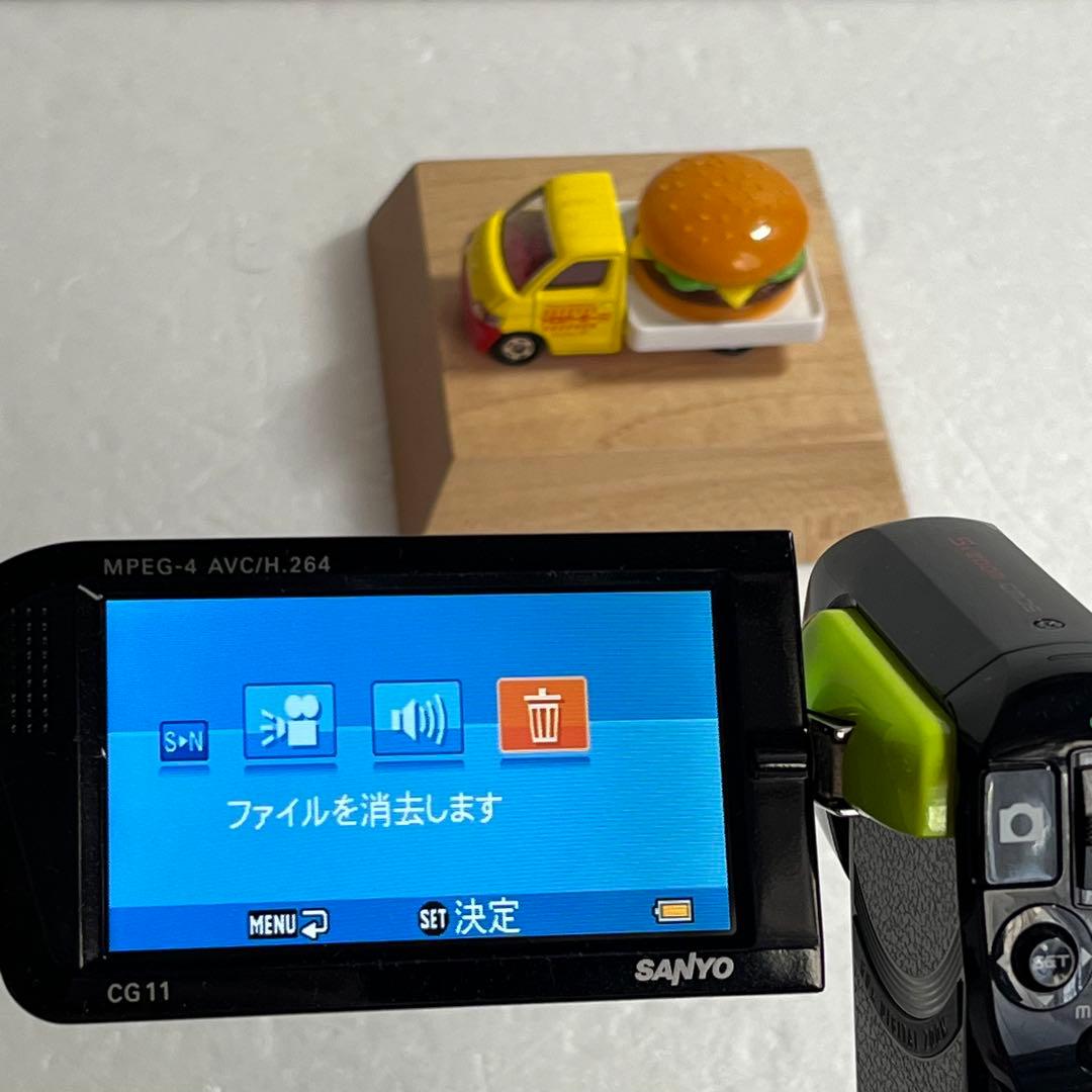 SANYOデジタルムービーカメラ　Xacti DMX-CG11グリーン