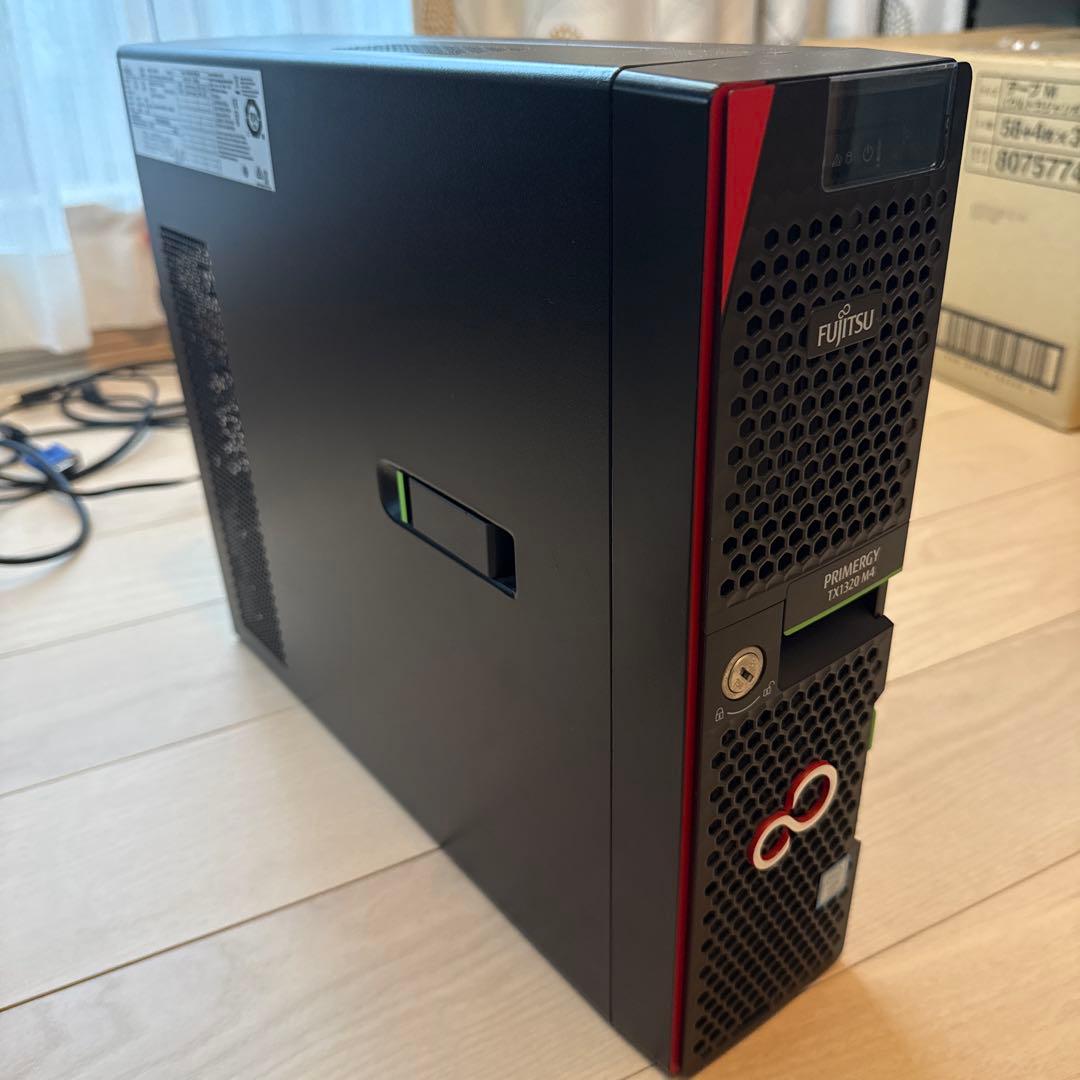 Fujitsu PRIMERGYサーバー TX1320 M4 冗長電源 KVM