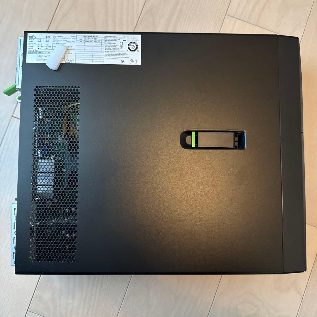 Fujitsu PRIMERGYサーバー TX1320 M4 冗長電源 KVM