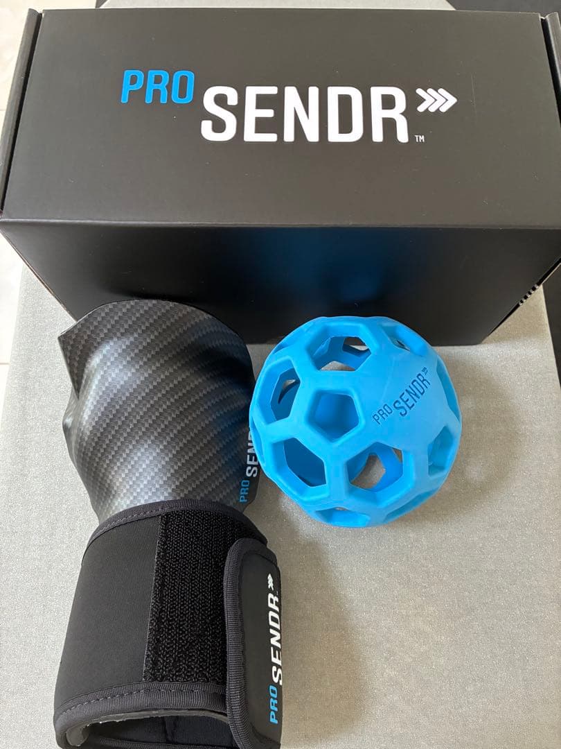 ProSENDR 右利き　ゴルフ練習器具