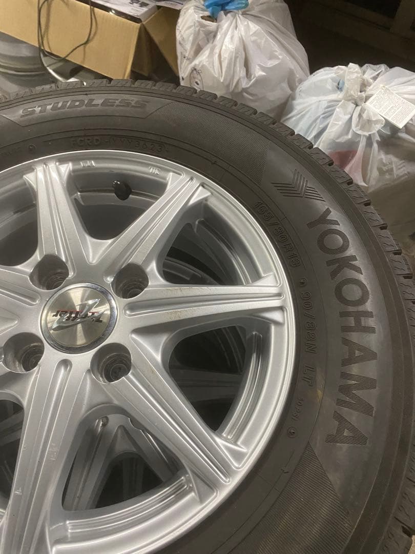 スタッドレス　4本セット　ホイール付き　13インチ プロボックス