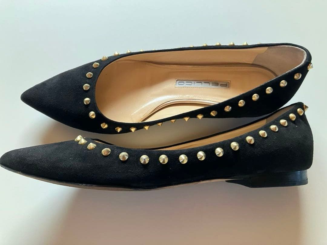 PELLICO スタッズ付き ブラックパンプス